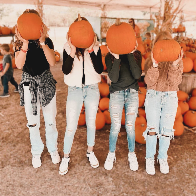 🎃🍂 THIS WEEKEND 🍂🎃